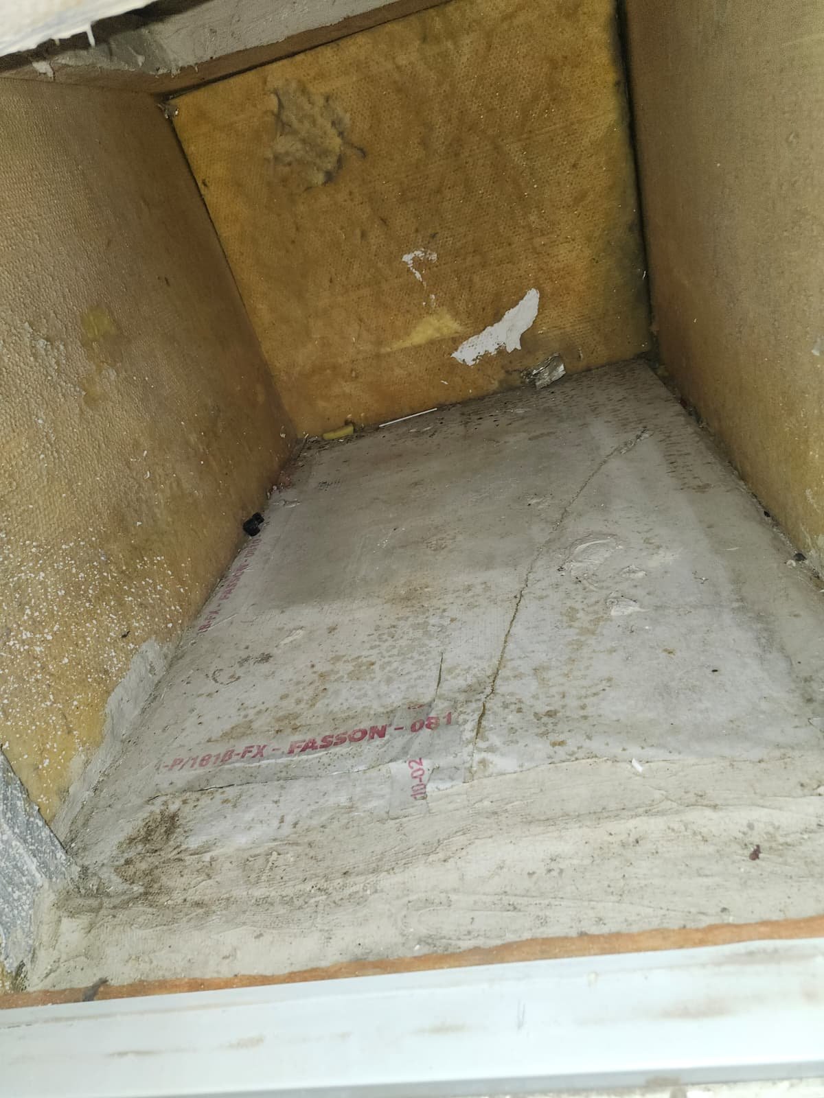 Dirty air duct before cleaning, showing accumulated debris in Lutz, FL 33558.