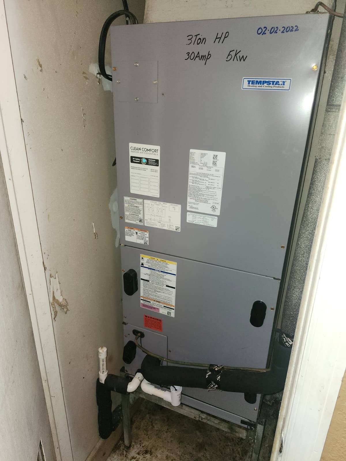Installed HVAC Unit - Tampa, FL 33604 Installed Tempstar HVAC unit in utility closet at 1300 Alicia Avenue, Tampa, FL 33604.
