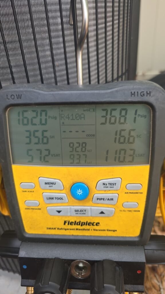 Refrigerant manifold gauge readings in St. Petersburg, FL 33703.