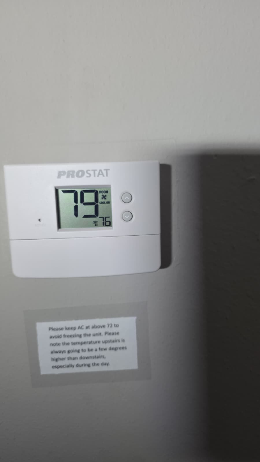 Thermostat Display - Lutz, FL 33558 Wall-mounted thermostat displaying temperature in Lutz, FL 33558.