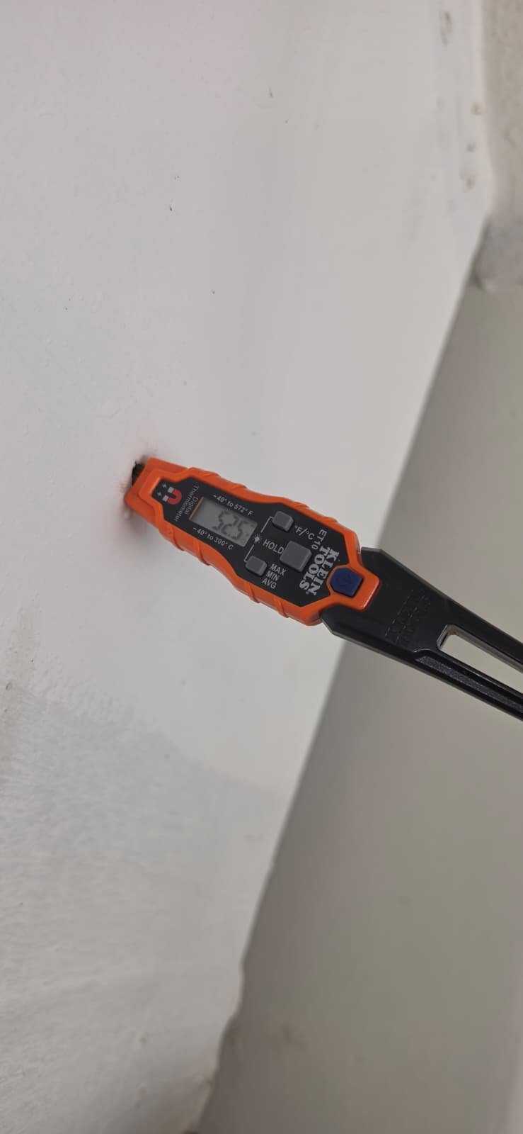 Wall Temperature Probe - Riverview, FL 33578 Temperature probe inserted into wall in Riverview, FL 33578. System repair Lv. 1 - 3 lbs or less.