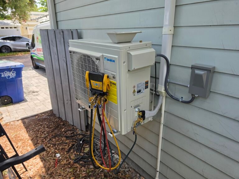 Daikin Heat Pump with Hoses in Tampa, FL 33629 Daikin heat pump with hoses in Tampa, FL 33629