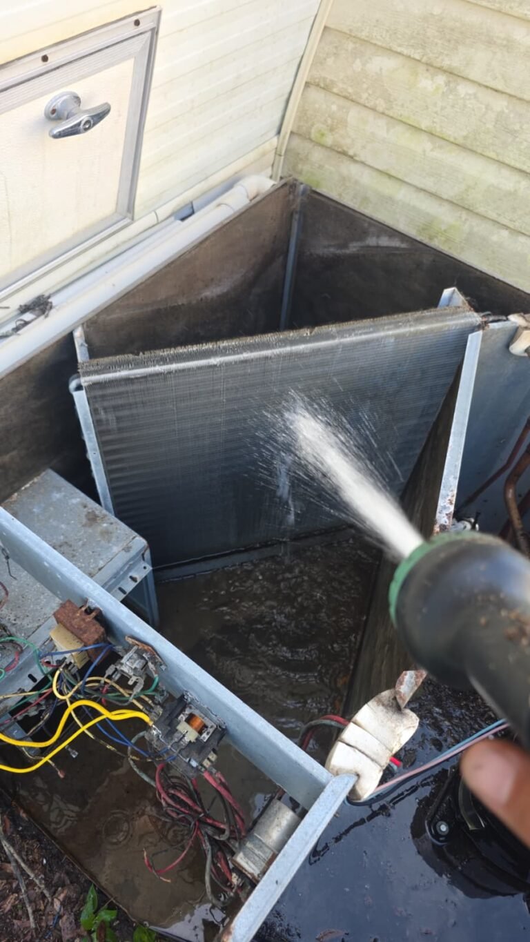 HVAC Evaporator Coil Cleaning in Thonotosassa, FL 33592 Cleaning HVAC evaporator coil in Thonotosassa, FL 33592