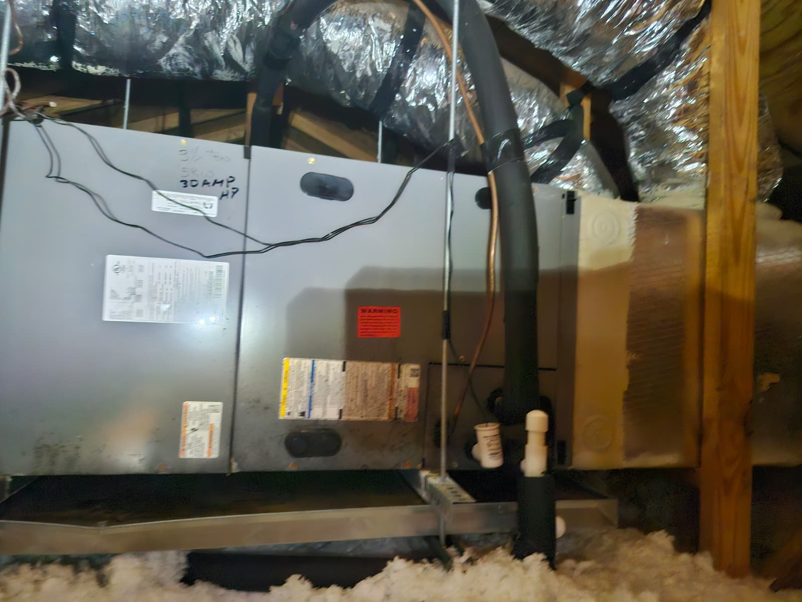 Insulated HVAC Unit - St. Petersburg, FL 33712 HVAC unit with insulation in attic, St. Petersburg, FL 33712.
