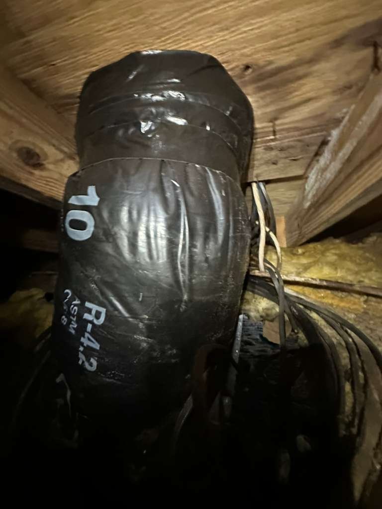 R4.2 ductwork installed in crawl space in Plant City, FL 33565.
