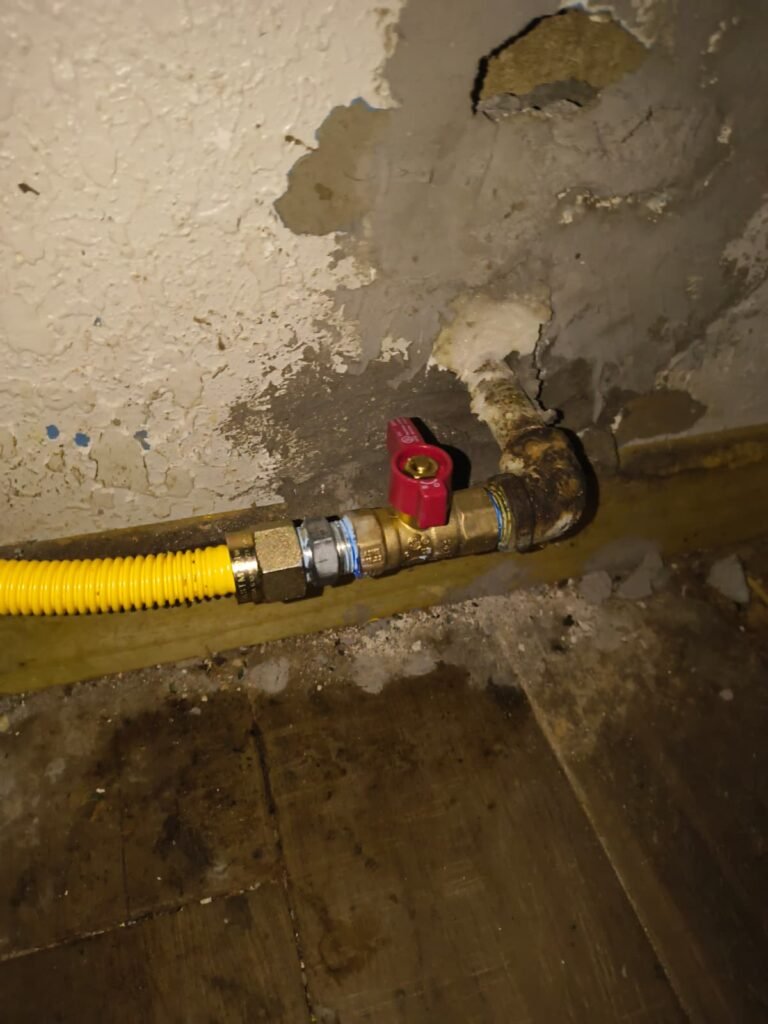 Gas valve and connector installation in Saint Petersburg, FL 33710
