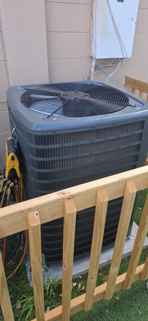 Installed air conditioning unit in Tampa, FL 33607