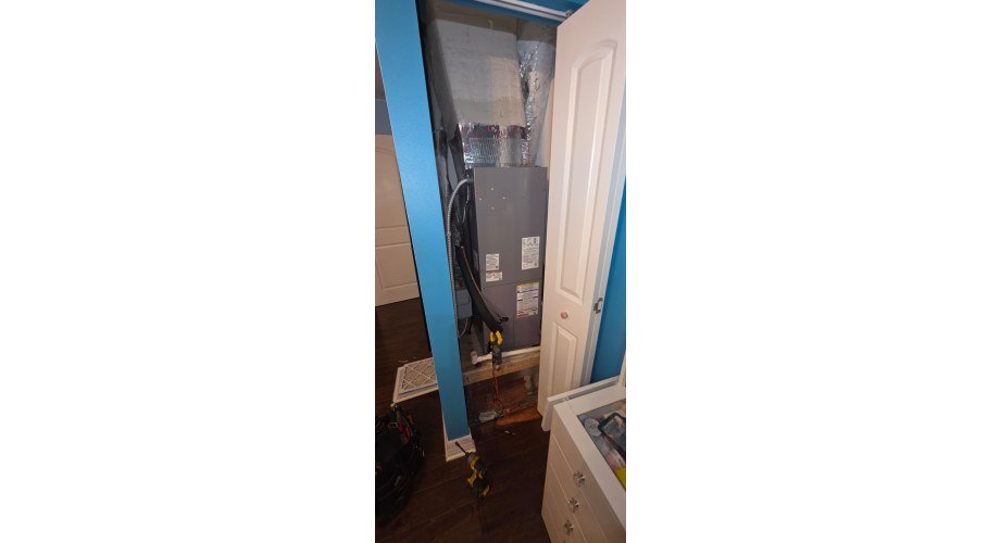 Thermostat Installation in Tampa, FL, photo 1