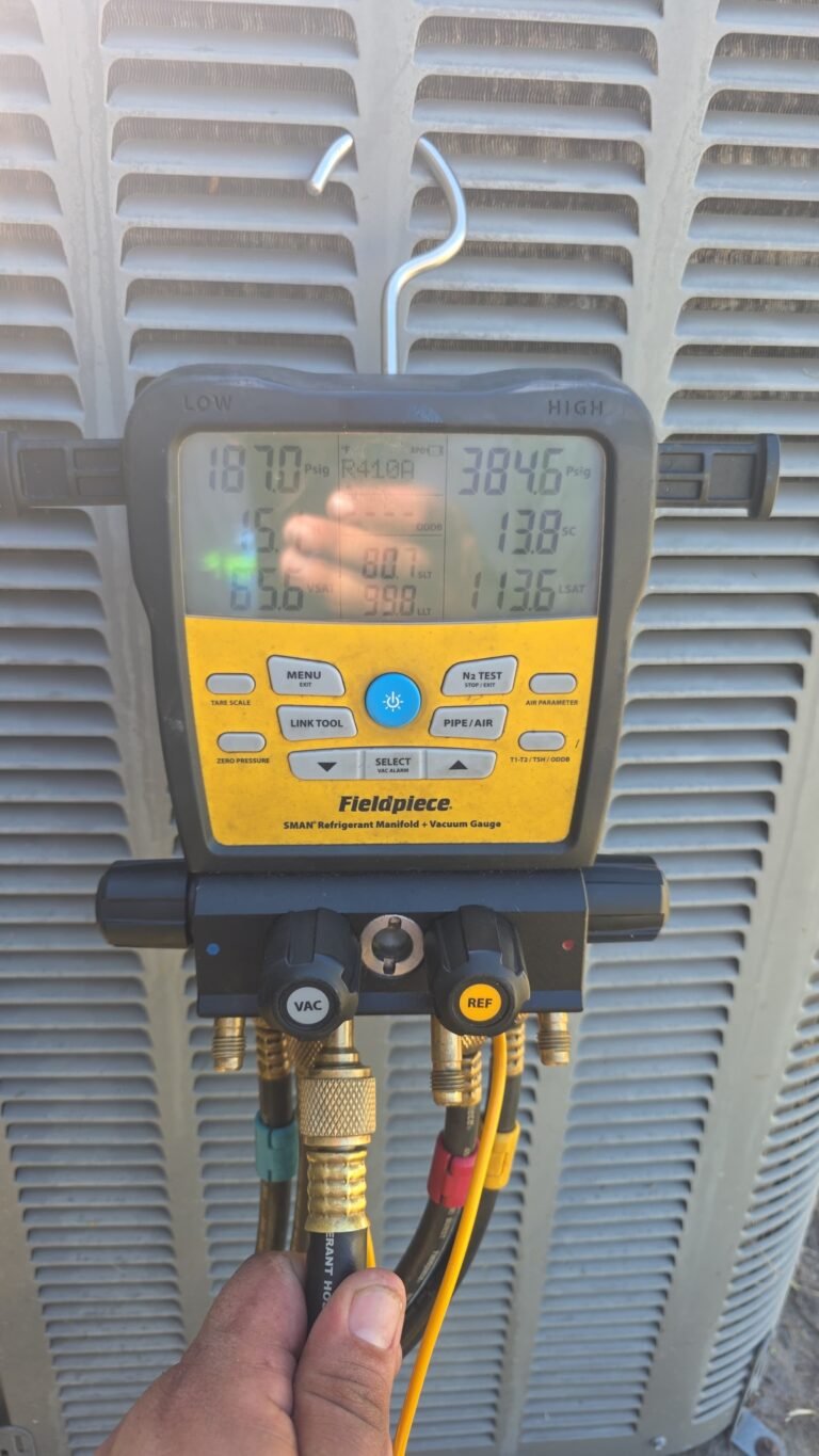 Digital Manifold Gauge on Condenser in Ruskin, FL 33570 Digital manifold gauge on condenser in Ruskin, FL 33570