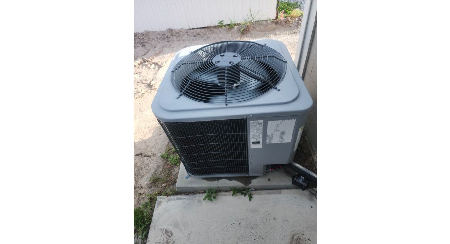 AC Maintenance in Tampa, FL, photo 1