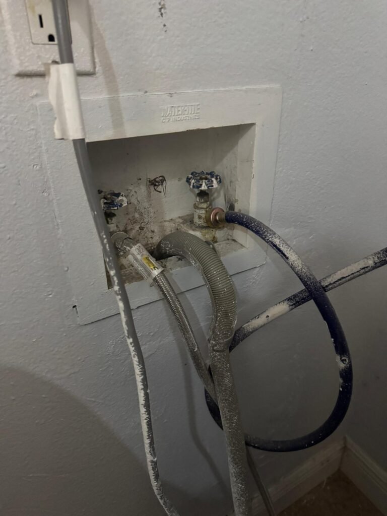 Plumbing Connections in Lutz, FL 33559 Plumbing connections and hoses in Lutz, FL 33559