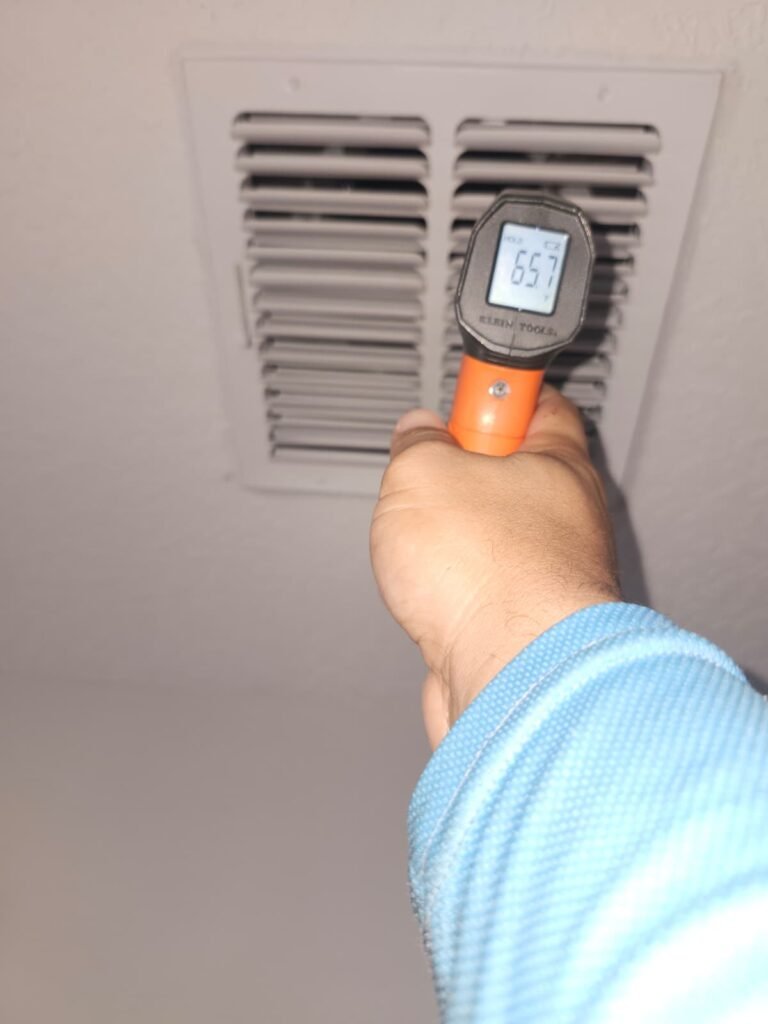 Vent Temperature Check in Lutz, FL 33558 Vent temperature measurement in Lutz, FL 33558