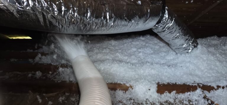 Attic insulation process with ductwork in St. Petersburg, FL 33705