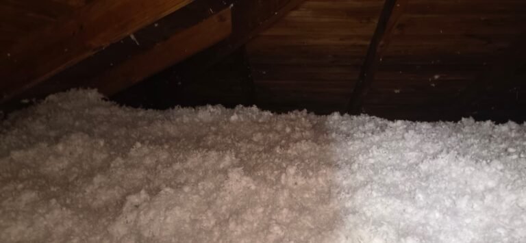 Finished attic insulation with ductwork in St. Petersburg, FL 33705