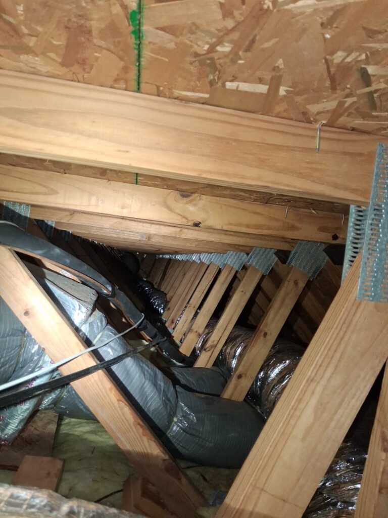 Insulated ductwork running through attic space, Tampa, FL 33635