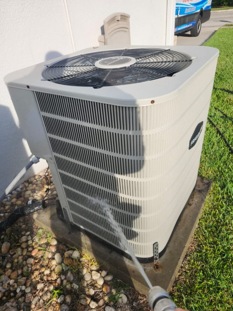 HVAC Unit Maintenance Cleaning in Valrico, FL 33594 Maintenance cleaning of HVAC unit in Valrico, FL 33594