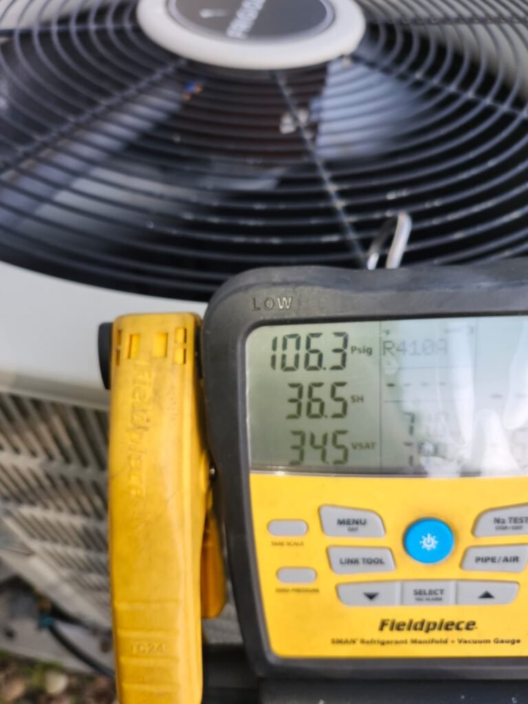 Refrigerant Pressure Service in Valrico, FL 33594 Refrigerant pressure readings during HVAC service in Valrico, FL 33594