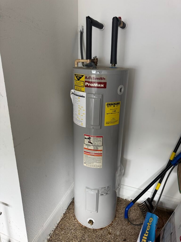 An A.O. Smith ProMax tank in a utility closet in Wesley Chapel, FL 33544.