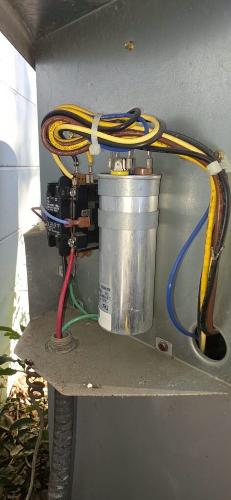Capacitor and wiring in HVAC unit, Pinellas Park, FL 33782