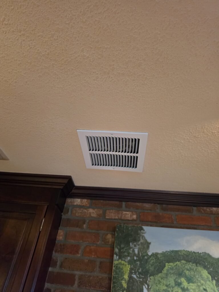 Ceiling vent installed in kitchen, Tampa, FL 33618