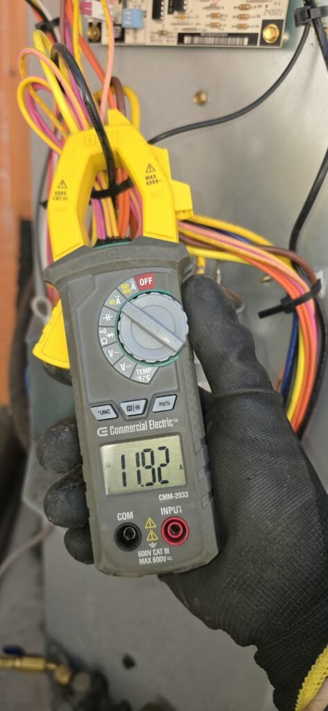 Clamp Meter Reading During HVAC Service in Palm Harbor, FL 34683 Clamp meter reading during HVAC service in Palm Harbor, FL 34683