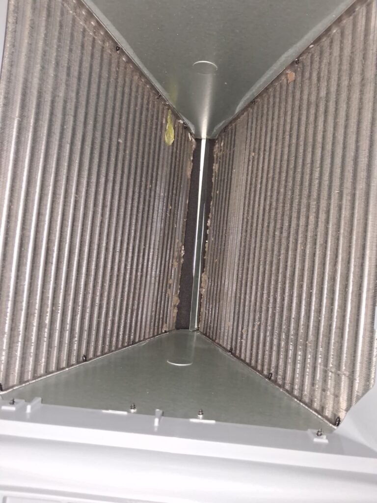Clean HVAC Coils in Ruskin, FL 33573 Clean HVAC coils in Ruskin, FL 33573