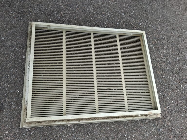 Dirty air vent before cleaning in Dunedin, FL 34698