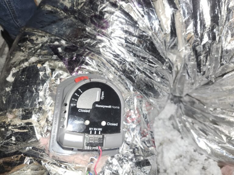 Installed Honeywell Damper Motor in Ruskin, FL 33573 Installed Honeywell damper motor in Ruskin, FL 33573