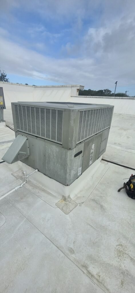Installed HVAC Unit on Rooftop in Wesley Chapel, FL 33543 Installed HVAC unit on rooftop in Wesley Chapel, FL 33543