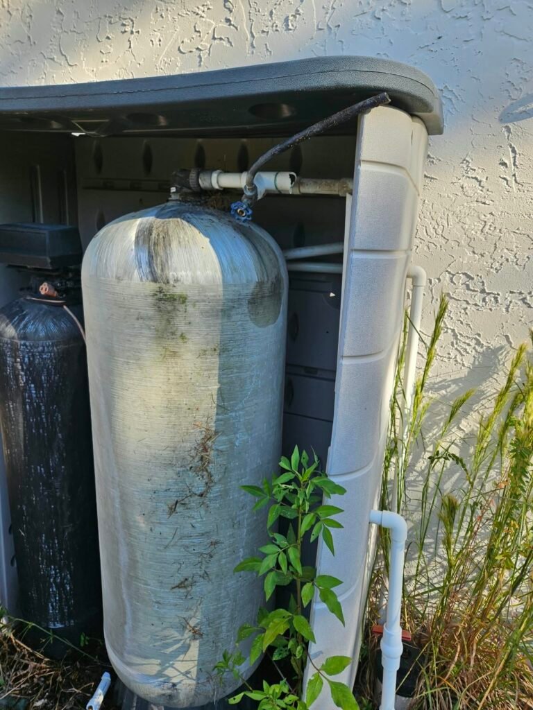 Large Water Tank with PVC Pipes in Hudson, FL 34667 Large water tank with PVC pipes in Hudson, FL 34667