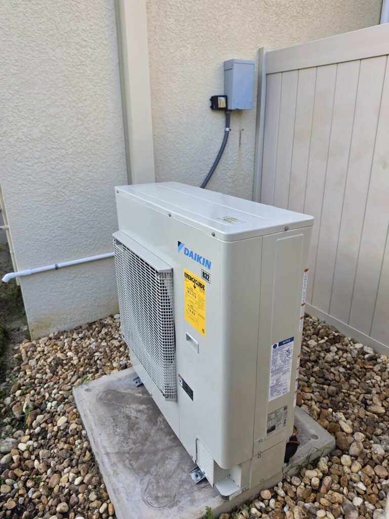 Side view of installed Daikin unit in Lithia, FL 33547