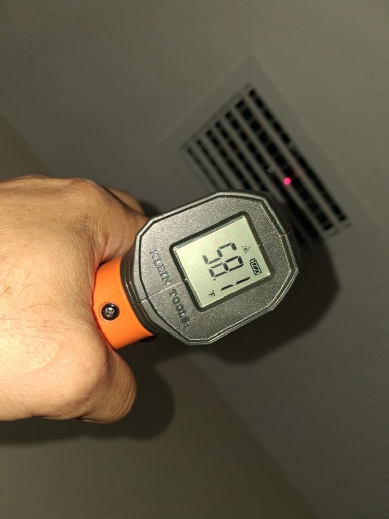 Digital Thermometer Reading in Riverview, FL 33579 Digital thermometer showing 60.1°F in Riverview, FL 33579