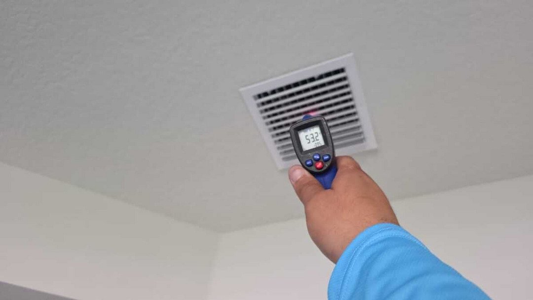 Refrigerant Leak and Dirty Blower Wheel Found on a 10-Year-Old AC: Free Diagnosis on Spring Point Cir, Riverview FL 33579