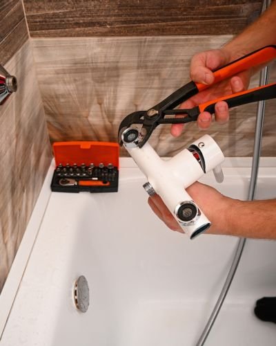 Bathroom Faucet Repair Tools In Use In Shower With Hand Tools Tampa Fl